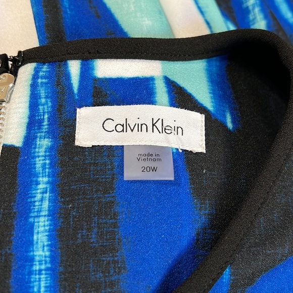 Calvin Klein sleeveless dress - Picture 6 of 7